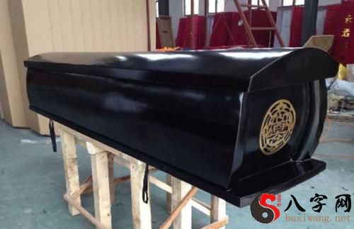 梦见棺材里面没有人