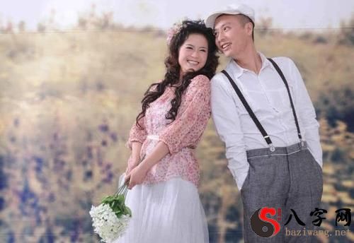 梦见男友与别人结婚